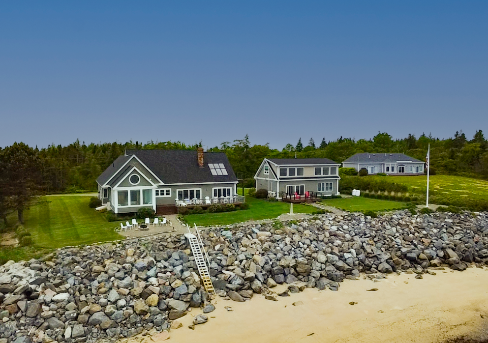 Beachfront Vacation Home in Maine